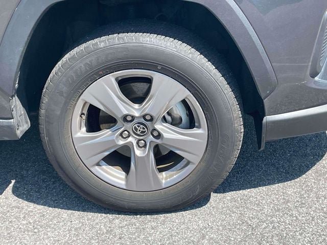 Certified 2025 Toyota RAV4 XLE AWD/4WD image 11