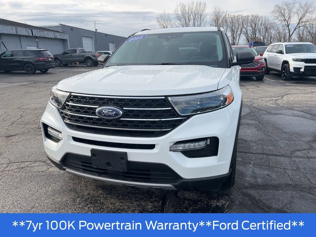 Used 2021 Ford Explorer XLT w/ Equipment Group 202A image 3