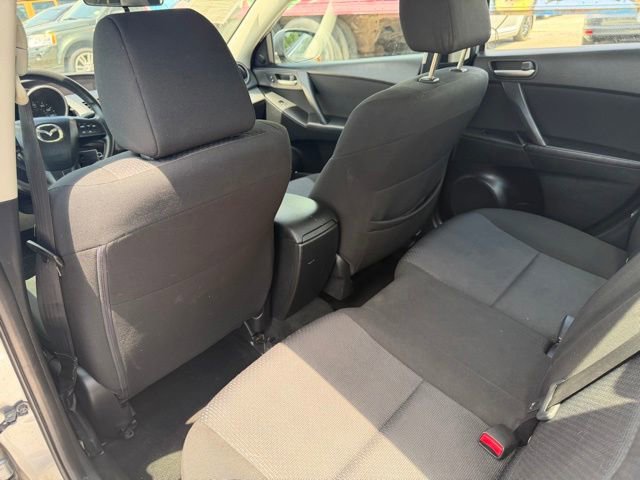 Used 2010 MAZDA MAZDA3 i Touring FWD image 15