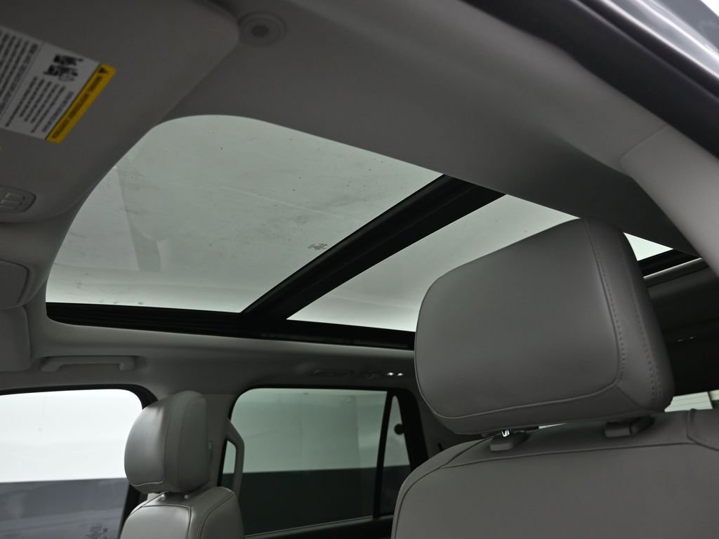 Used 2025 Ford Expedition Active image 12