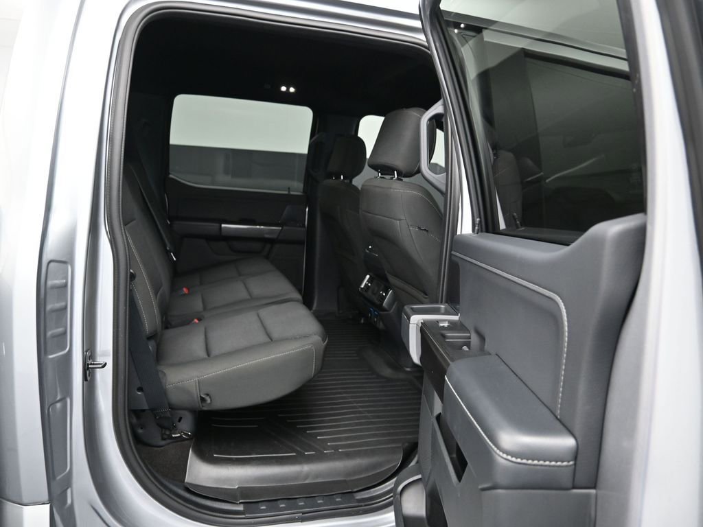 Certified 2021 Ford F150 XLT w/ Equipment Group 302A High image 27