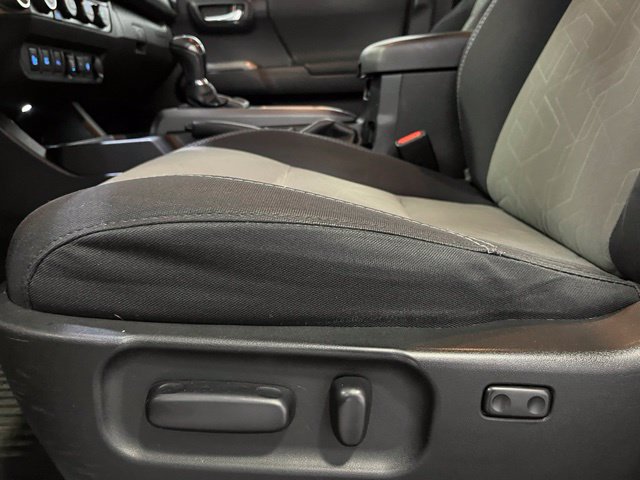 Certified 2021 Toyota Tacoma TRD Off-Road w/ Technology Package AWD/4WD image 15