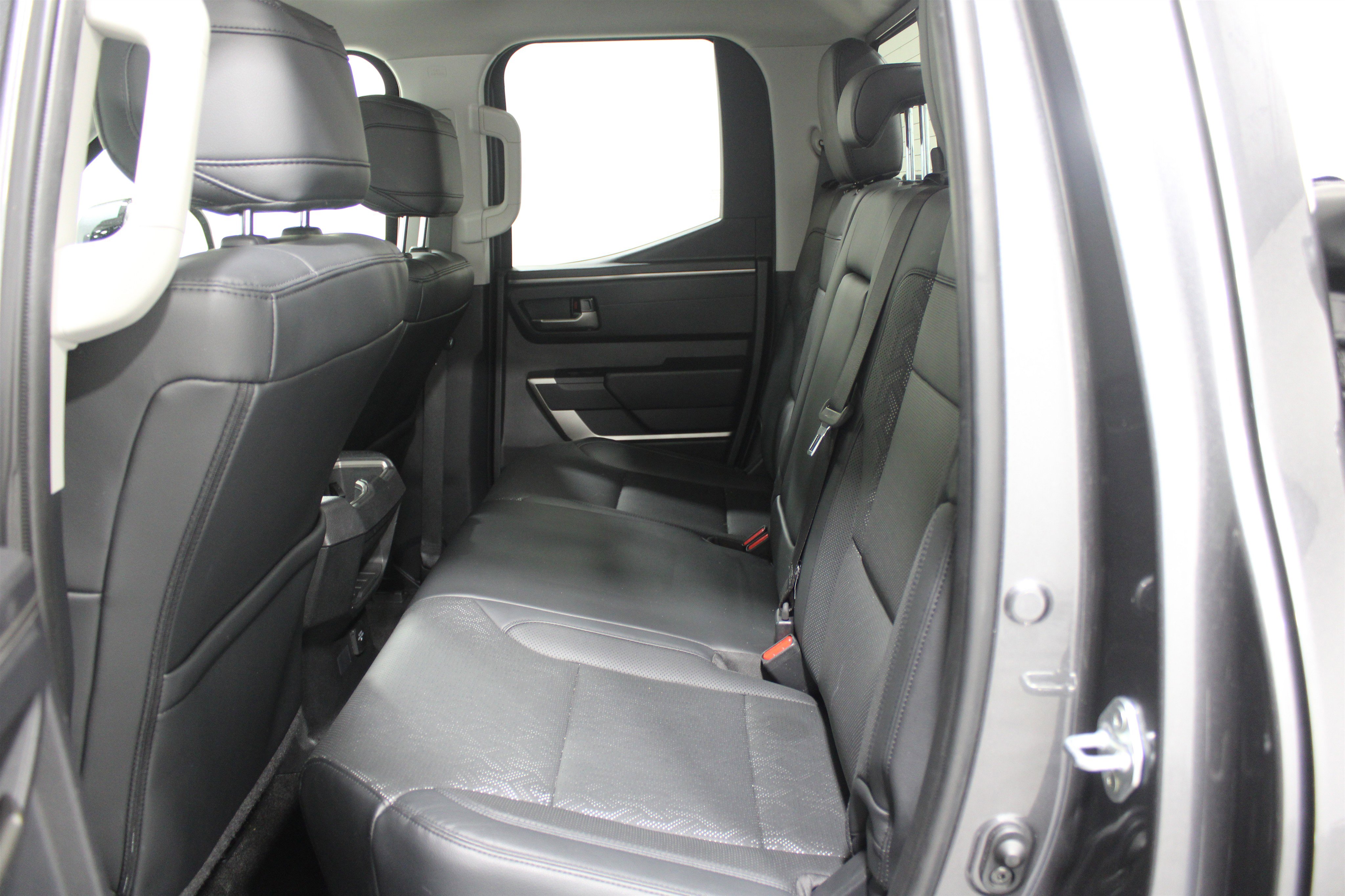 Used 2022 Toyota Tundra SR5 image 21