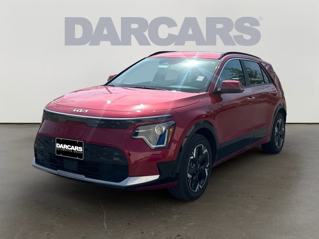 Used 2024 Kia Niro Wind w/ Wind Preserve Package image 3