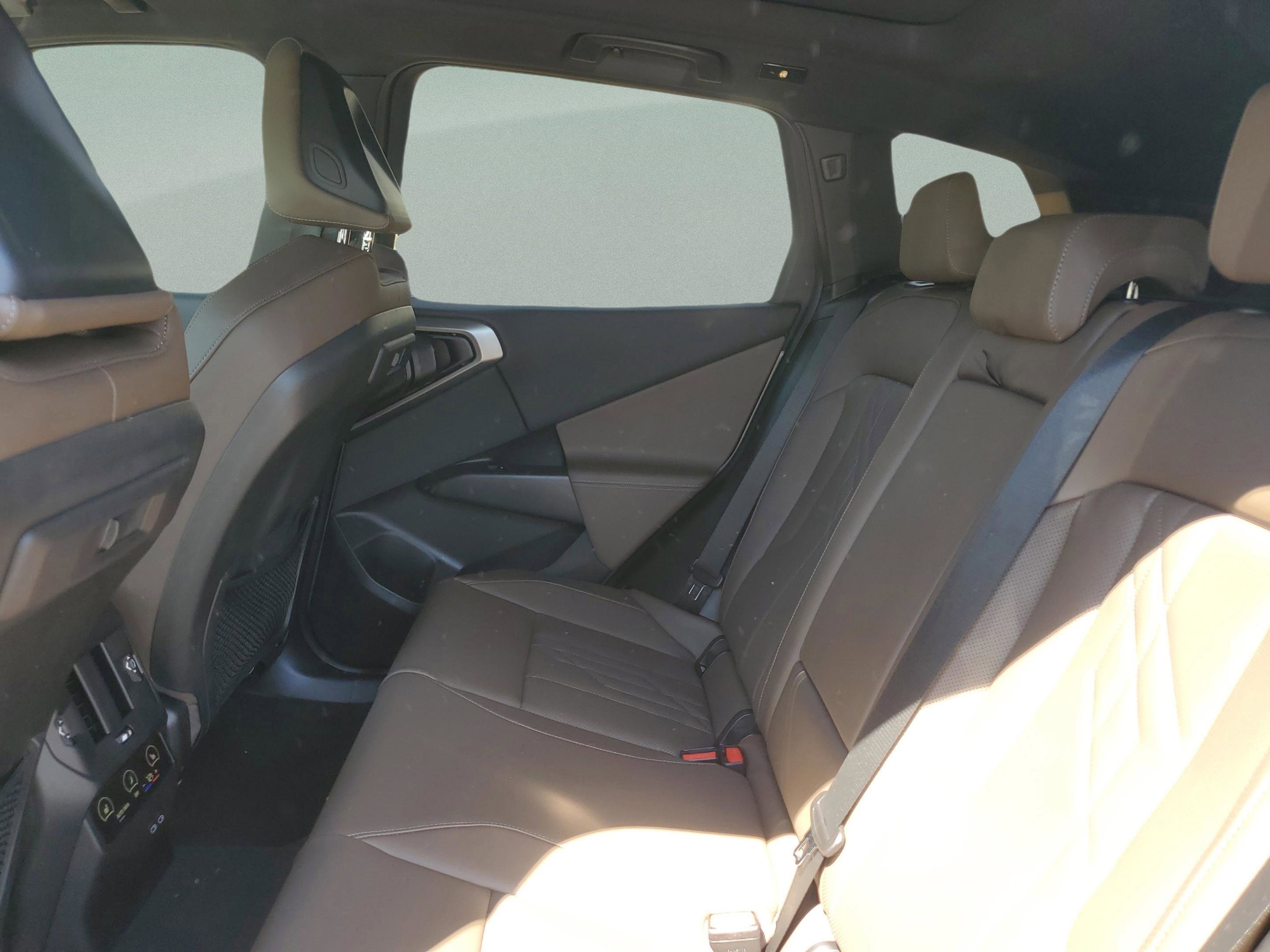 Used 2025 BMW X3 xDrive30i w/ Premium Package image 10