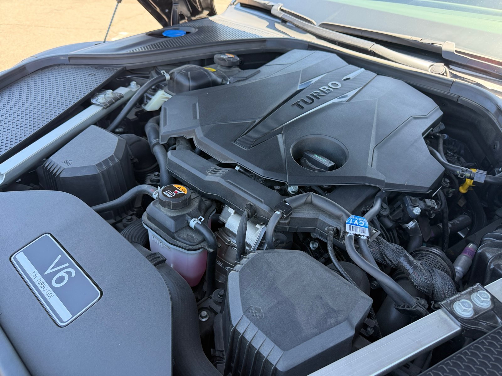 Used 2025 Genesis G90 3.5T AWD/4WD image 25