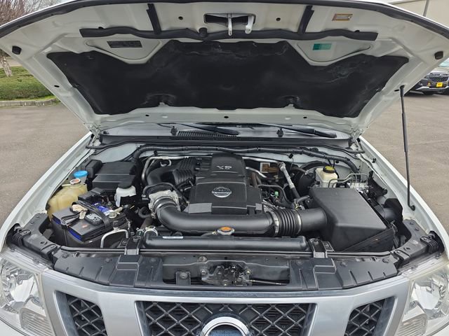 Used 2015 Nissan Frontier PRO-4X w/ Pro-4x Luxury Package image 31