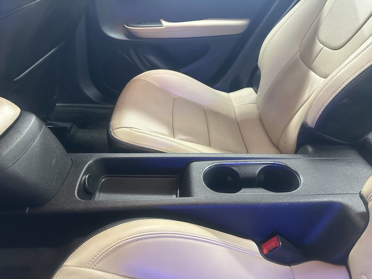 Used 2012 Chevrolet Volt Premium w/ Premium Trim Package image 29