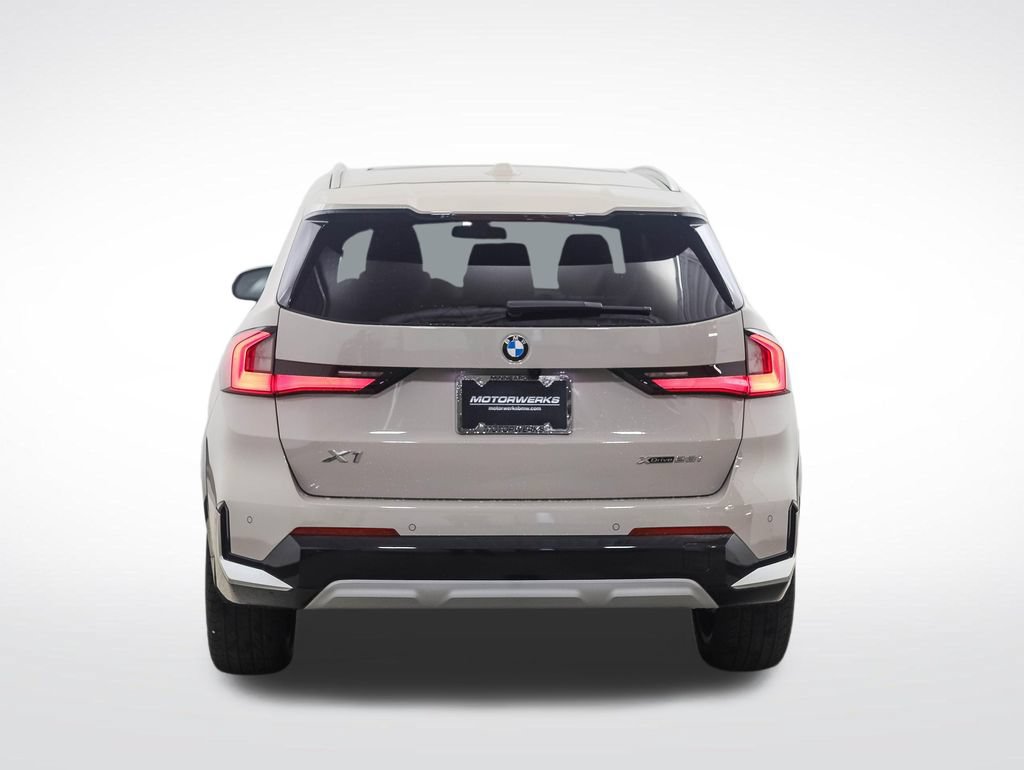 Used 2026 BMW X1 xDrive28i w/ Convenience Package AWD/4WD image 4