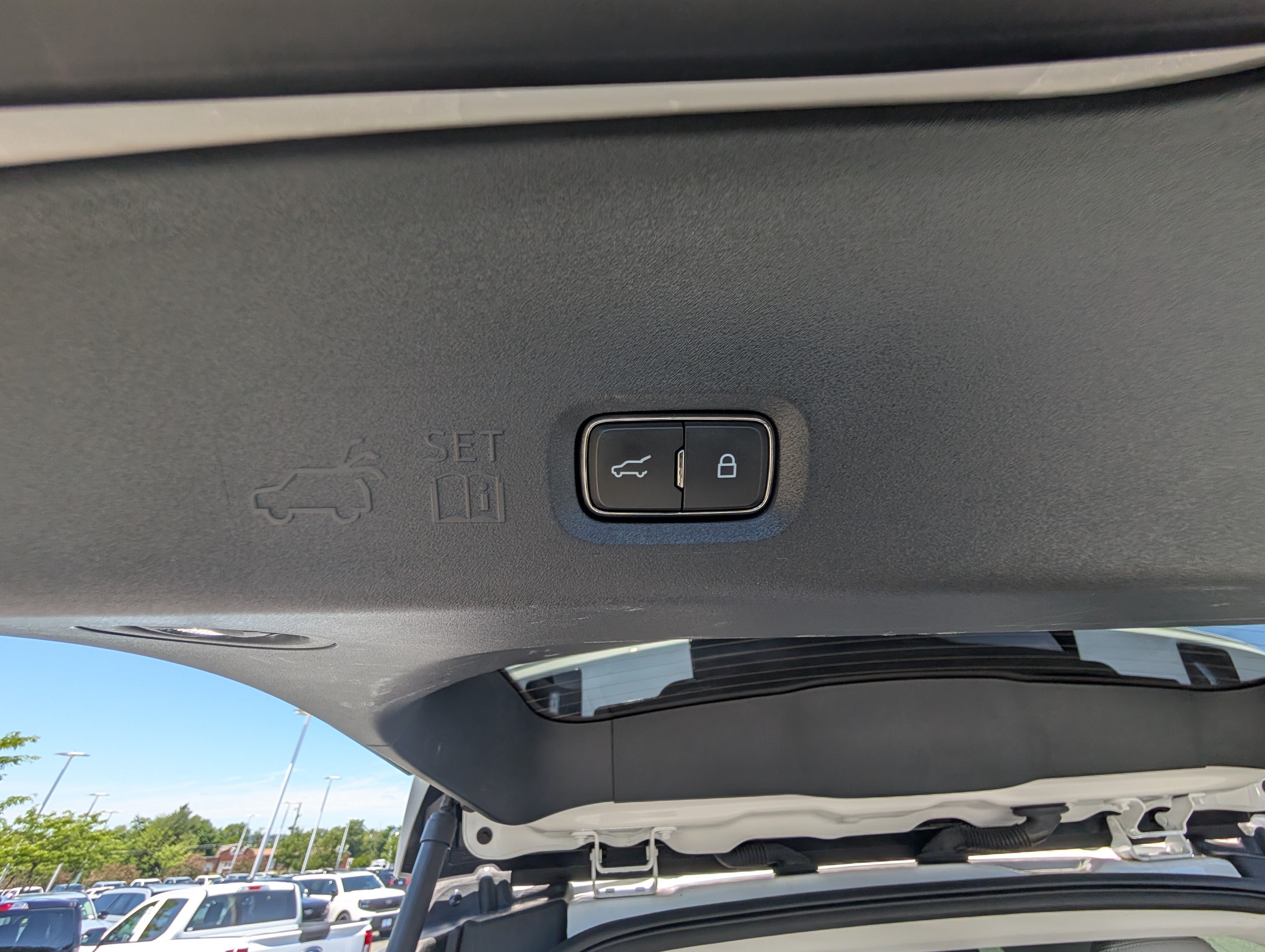 Certified 2025 Ford Expedition Active AWD/4WD image 15