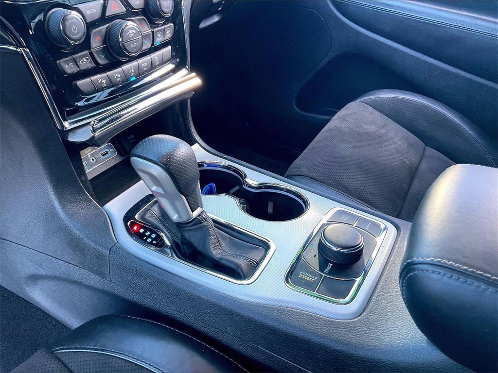 Used 2020 Jeep Grand Cherokee SRT image 19