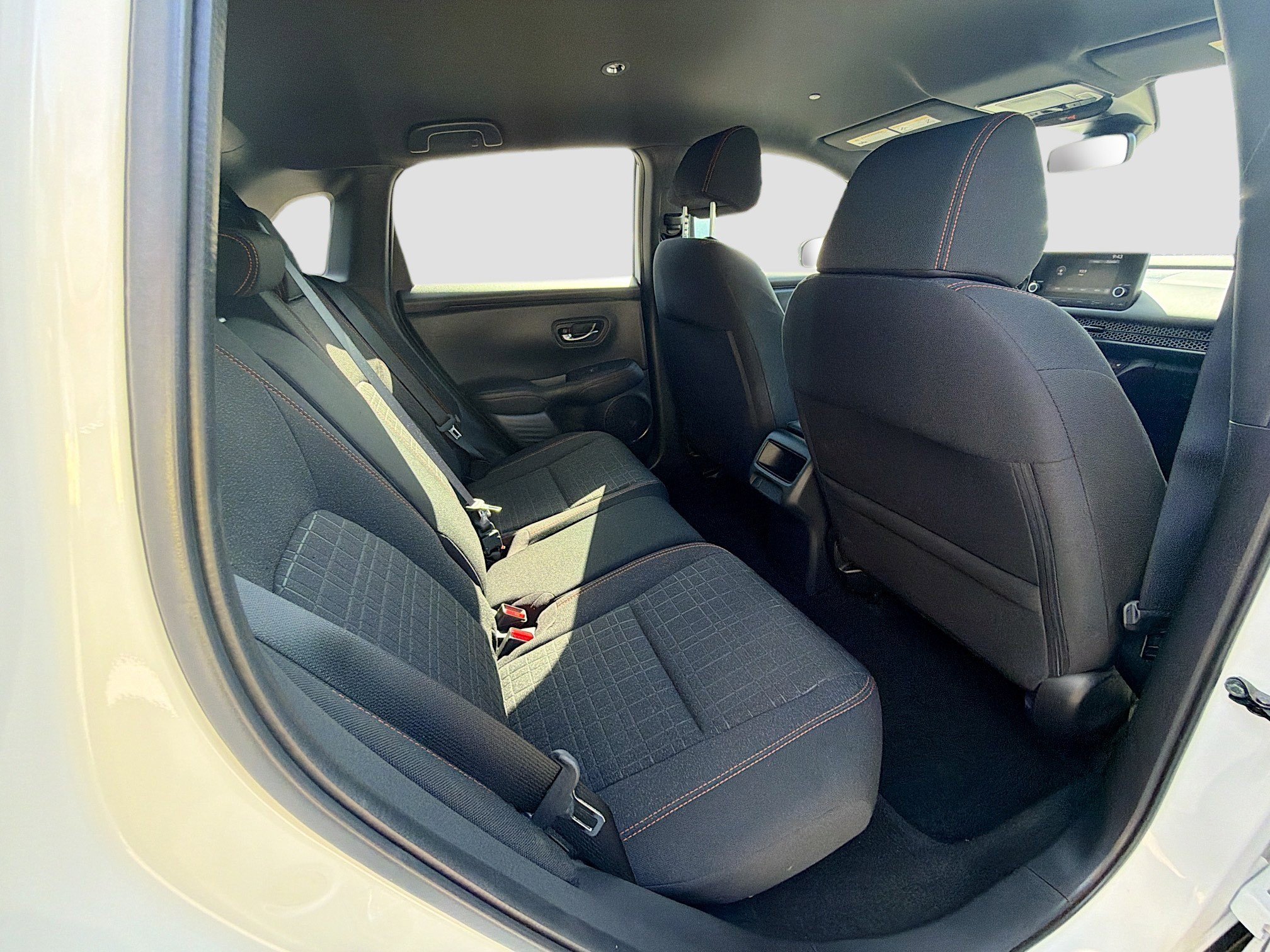 Certified 2025 Honda HR-V Sport image 27