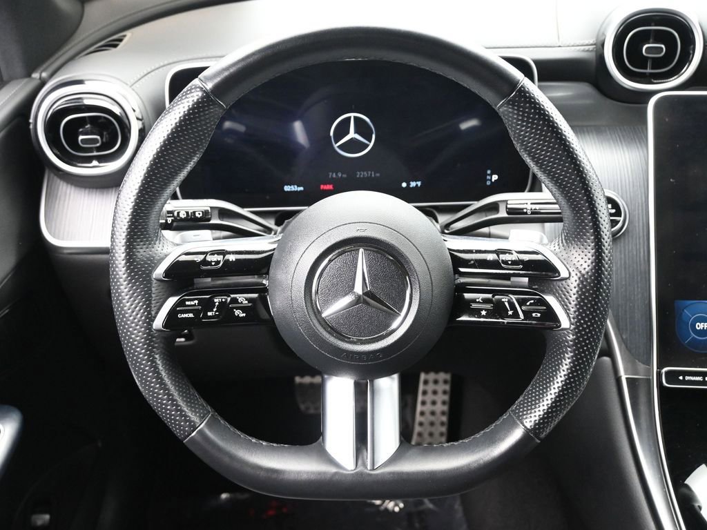 Used 2023 Mercedes-Benz GLC 300 image 16
