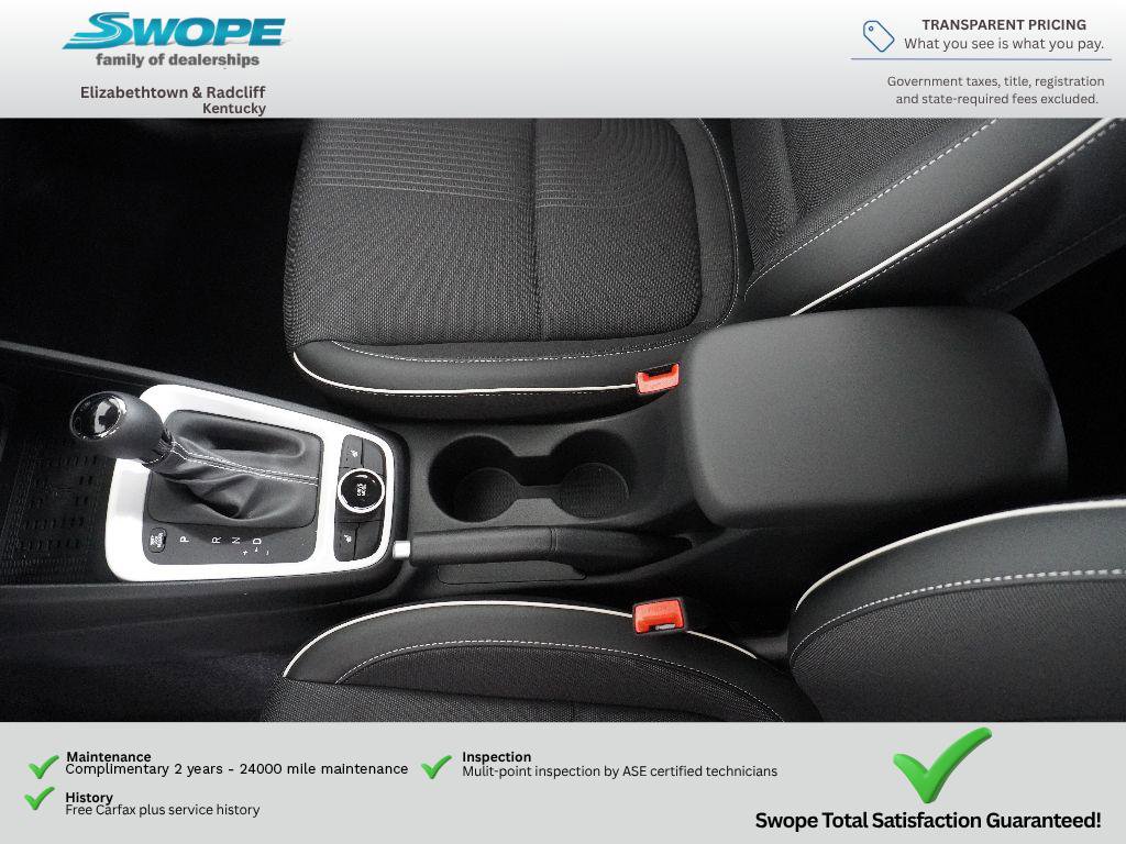 Used 2026 Hyundai Venue SEL FWD image 25