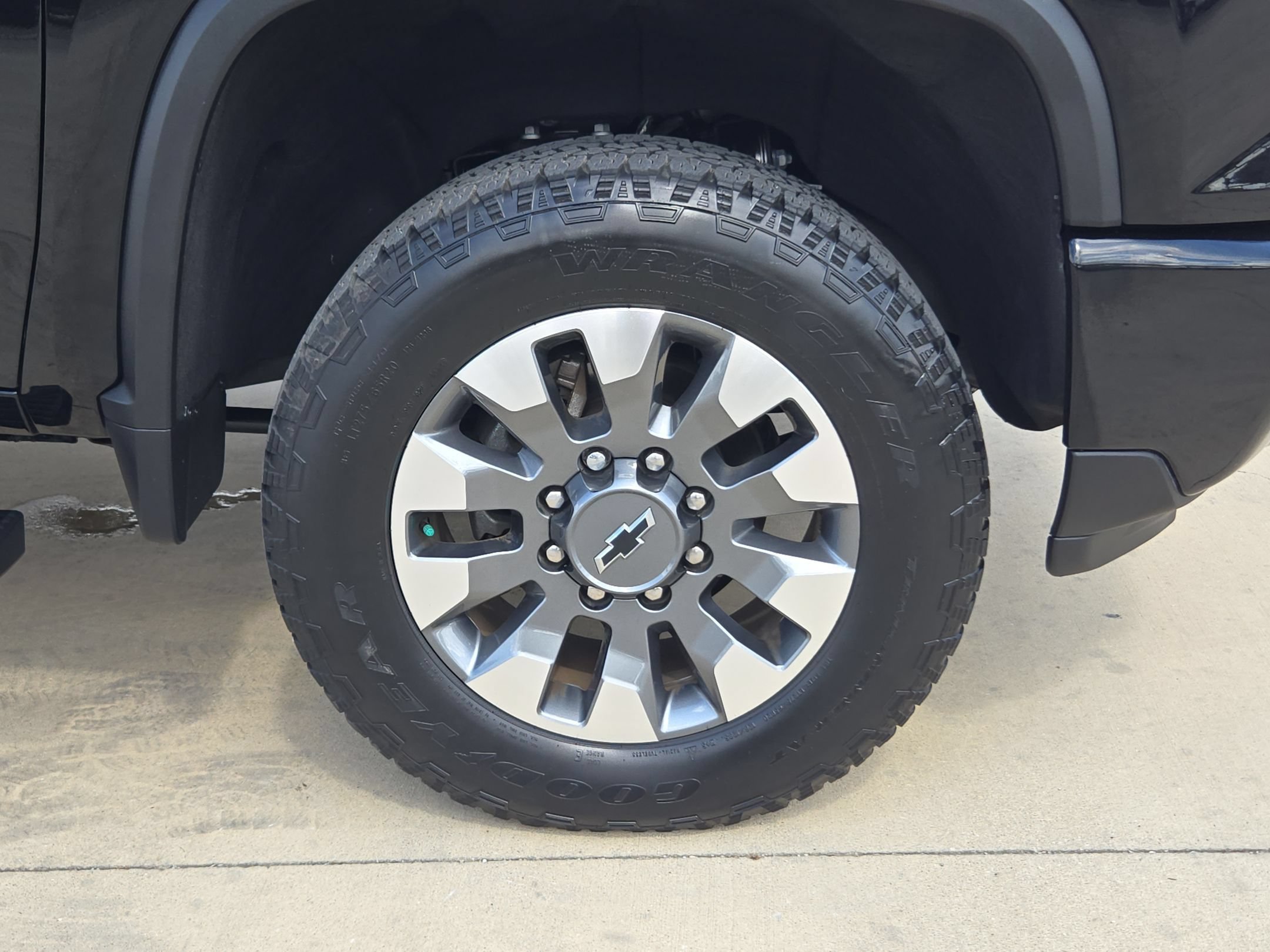 Certified 2024 Chevrolet Silverado 2500 Custom w/ Custom Value Package AWD/4WD image 25