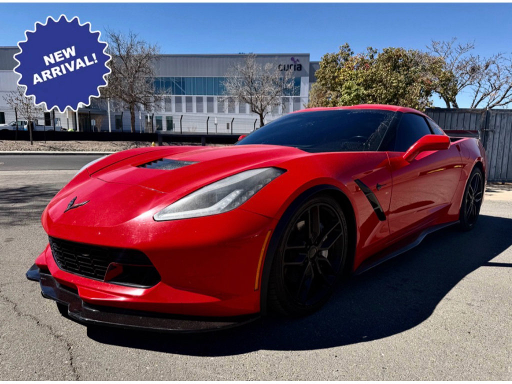Used 2019 Chevrolet Corvette Stingray Coupe w/ Carbon Flash Badge Package RWD image 1