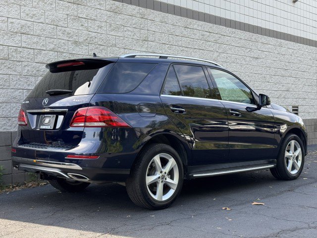 Used 2019 Mercedes-Benz GLE 400 4MATIC image 3