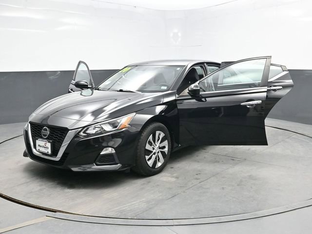 Used 2020 Nissan Altima 2.5 S FWD image 39
