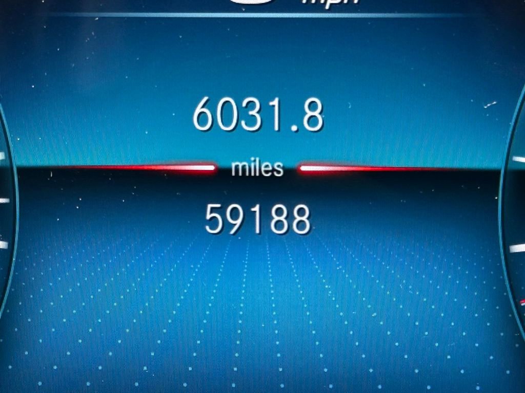 Used 2022 Mercedes-Benz GLS 450 4MATIC image 28