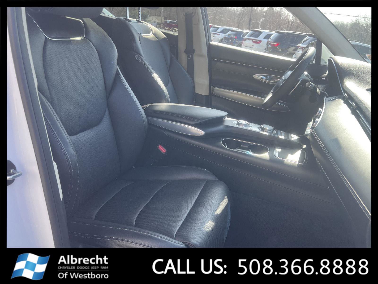 Used 2022 Genesis GV70 2.5T w/ Select Package image 21