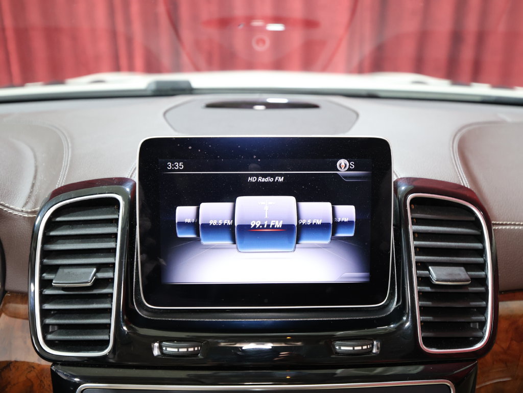 Used 2019 Mercedes-Benz GLS 450 4MATIC image 18
