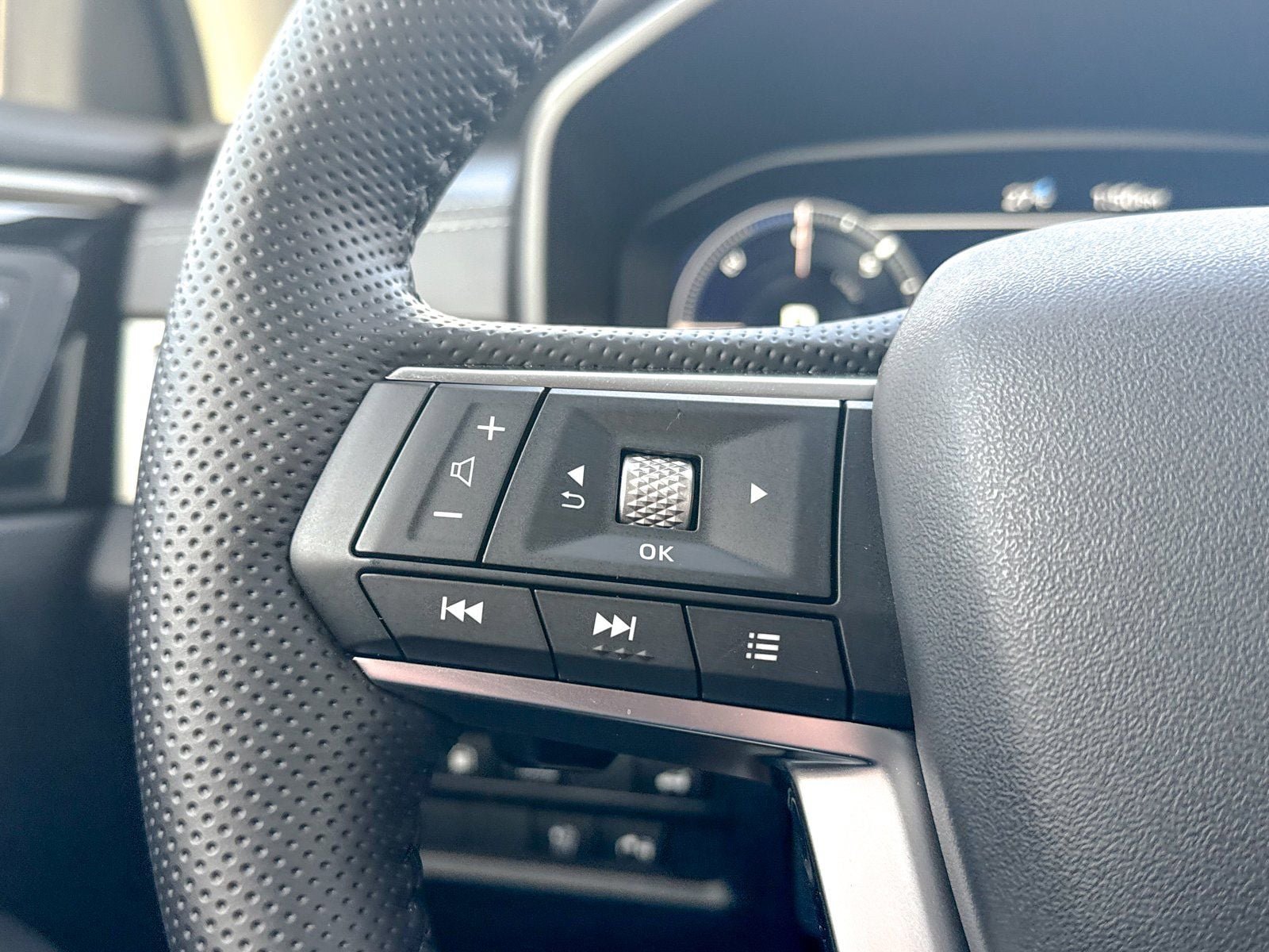 New 2025 Mitsubishi Outlander SEL image 47