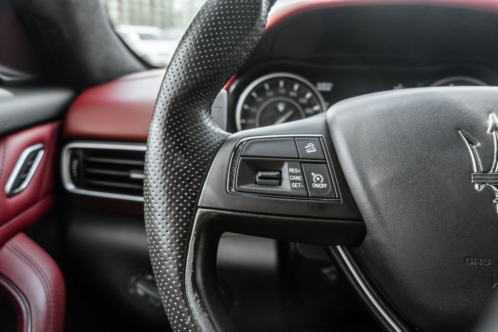 Used 2022 Maserati Levante GT image 26