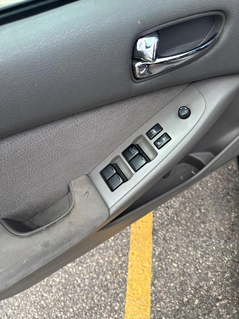 Used 2012 Nissan Altima 2.5 FWD image 8