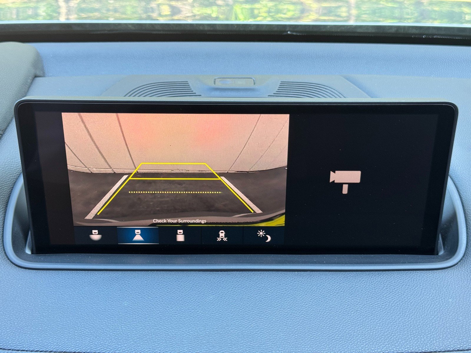 Used 2022 Acura MDX SH-AWD image 28