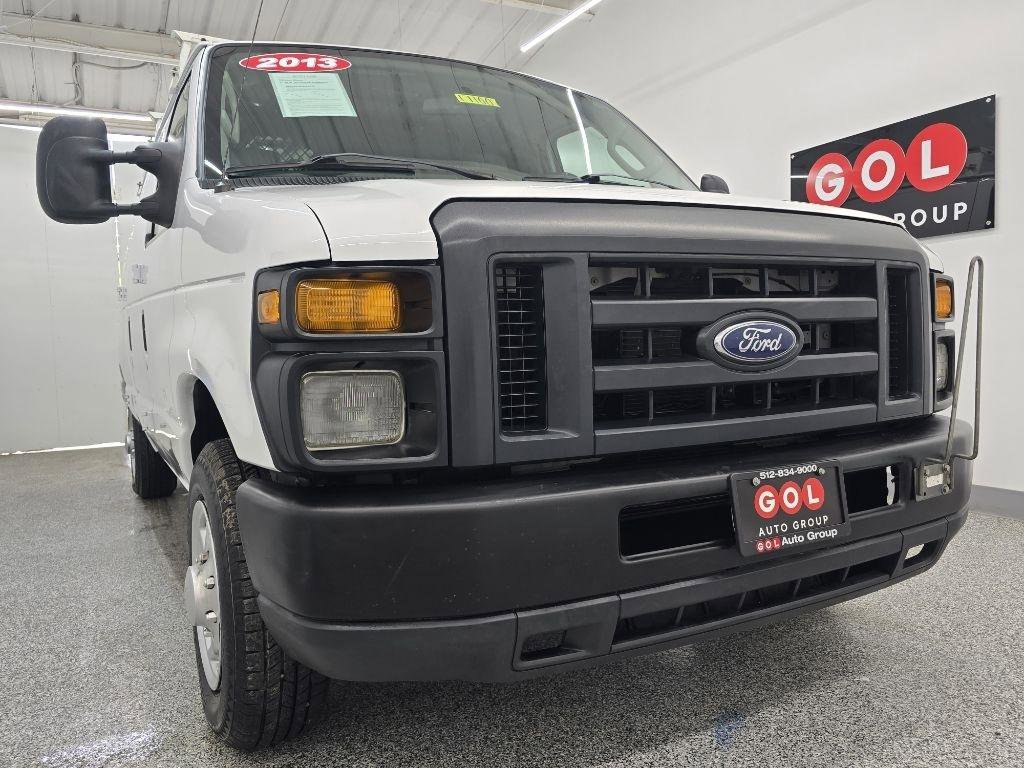 Used 2013 Ford E-150 and Econoline 150 RWD image 3