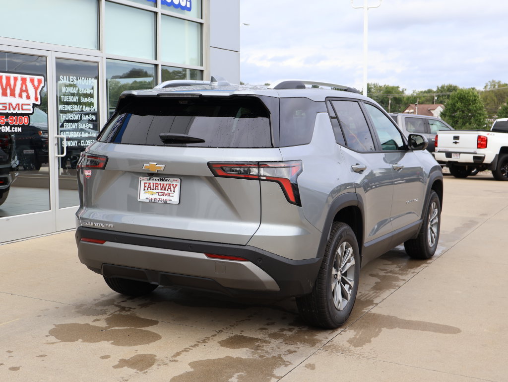 New 2027 Chevrolet Equinox LT w/ Convenience Package II AWD/4WD image 3