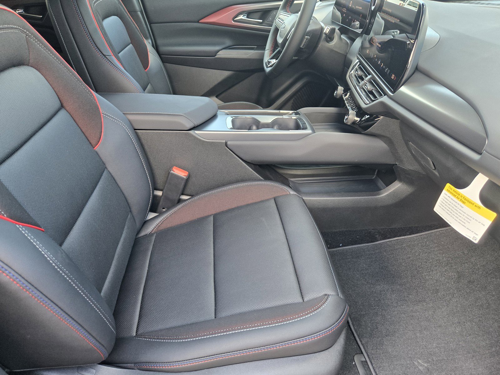 New 2025 Chevrolet Equinox EV RS w/ Convenience Package II AWD/4WD image 10