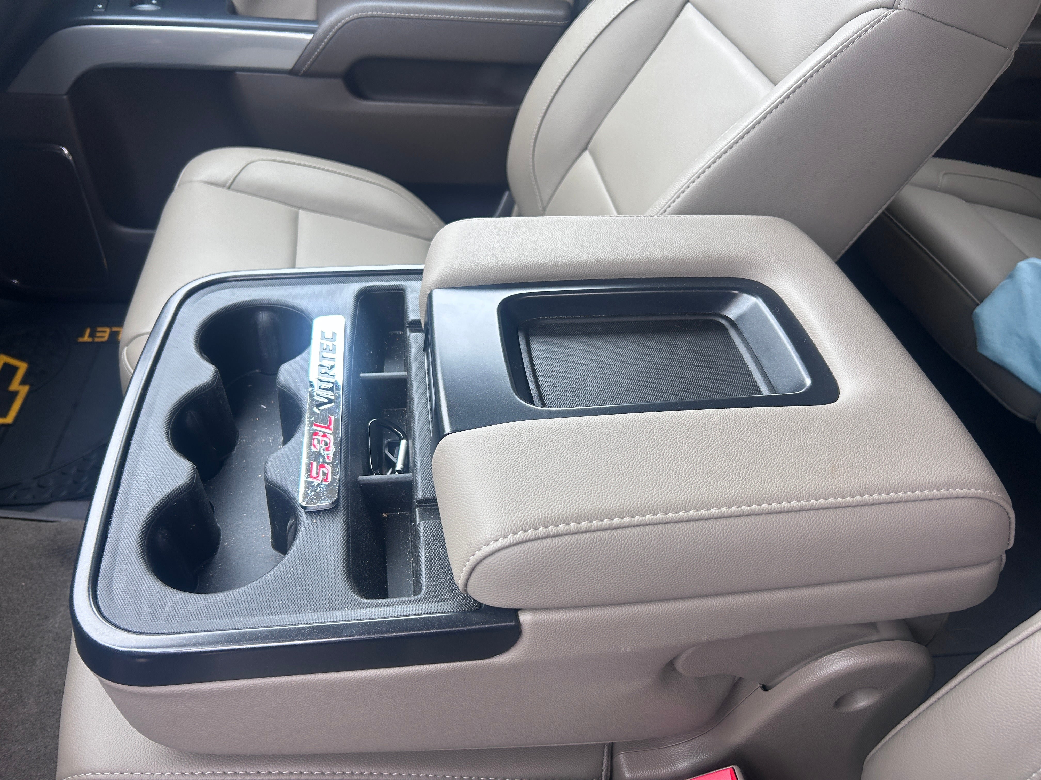 Used 2018 Chevrolet Silverado 1500 LTZ Z71 w/ Centennial Edition AWD/4WD image 24