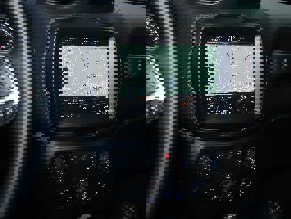 Used 2023 Jeep Renegade Limited image 23