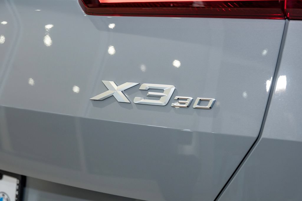 New 2026 BMW X3 xDrive30i w/ Premium Package AWD/4WD image 14