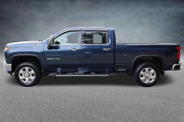 Used 2022 Chevrolet Silverado 2500 LTZ w/ LTZ Premium Package AWD/4WD image 4