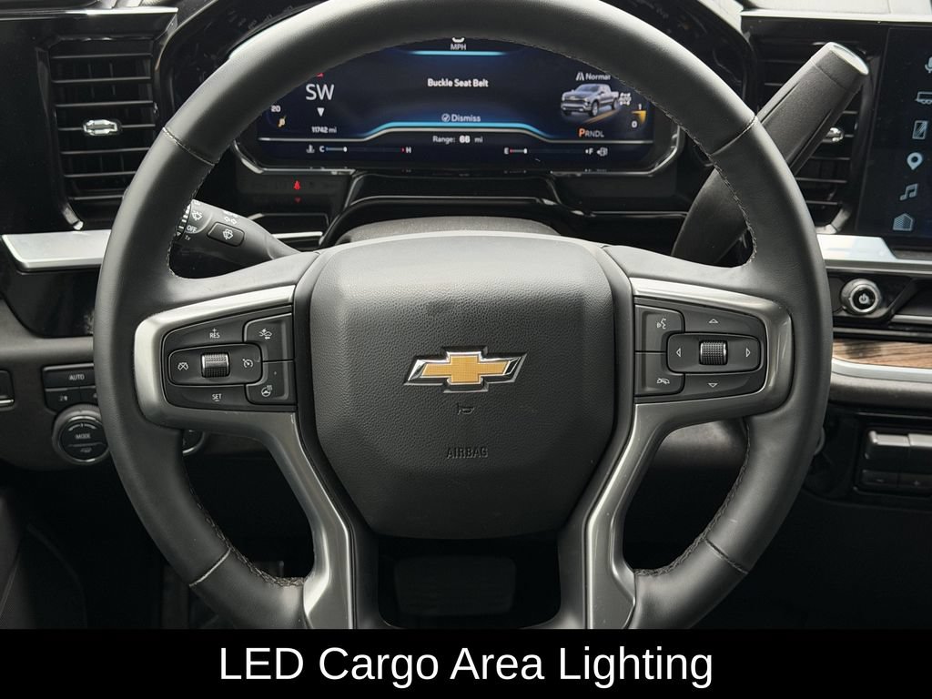 Used 2025 Chevrolet Silverado 1500 LT AWD/4WD image 14