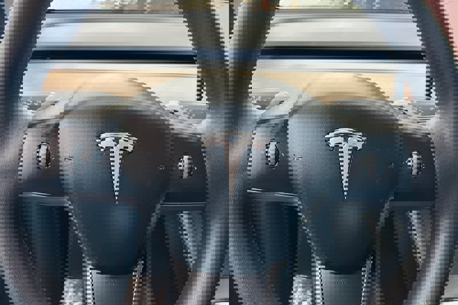 Used 2023 Tesla Model Y Performance image 29