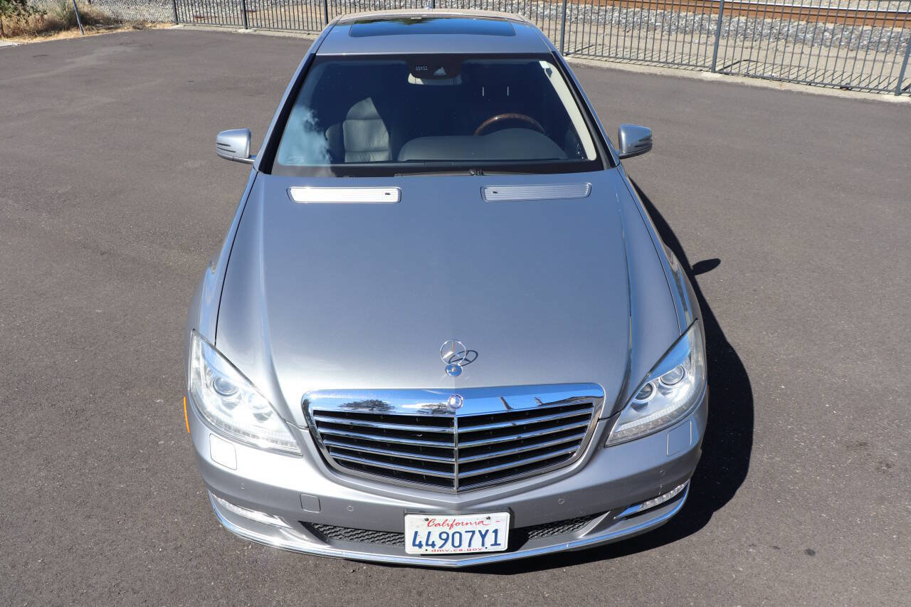Used 2012 Mercedes-Benz S 350 BlueTEC 4MATIC image 2