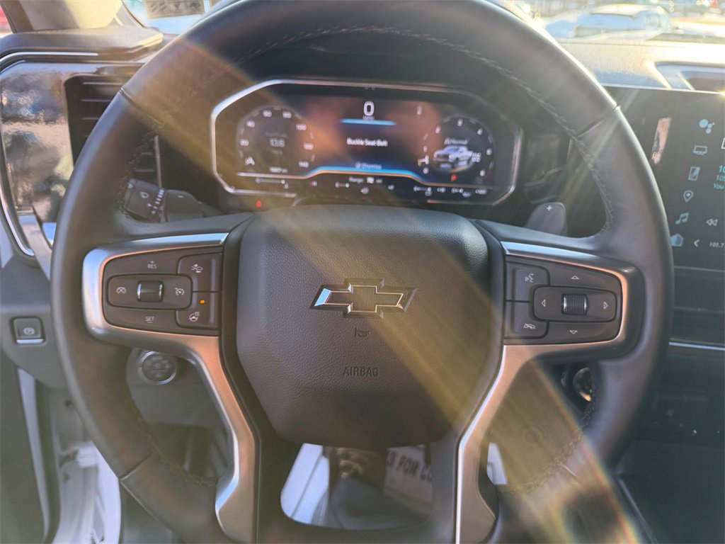 Used 2025 Chevrolet Silverado 1500 LT Trail Boss w/ Convenience Package II image 15