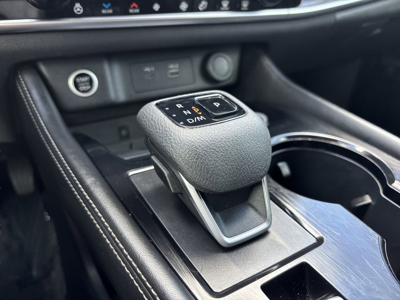 Used 2021 Nissan Rogue Platinum FWD image 27