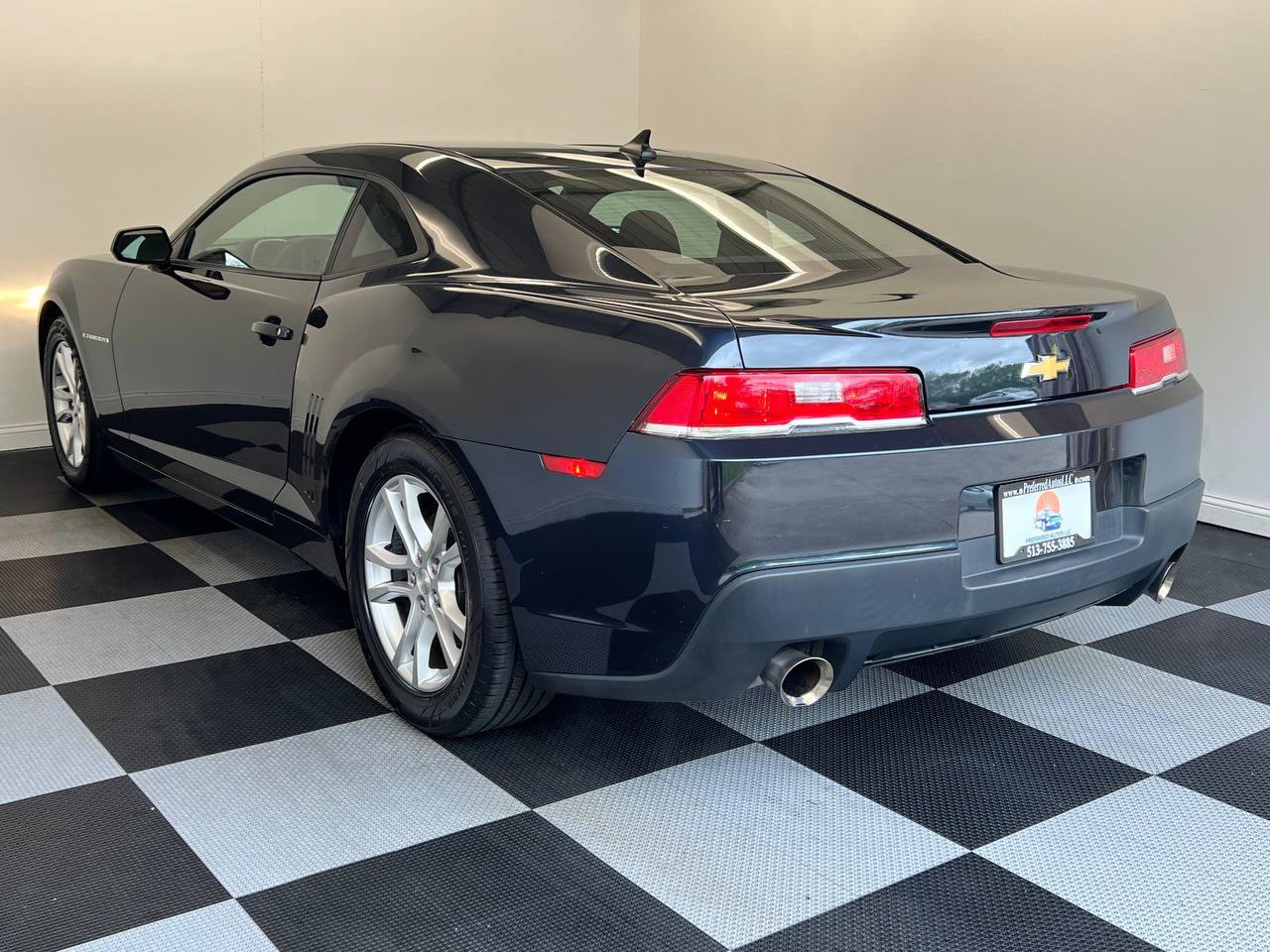 Used 2014 Chevrolet Camaro LS RWD image 6