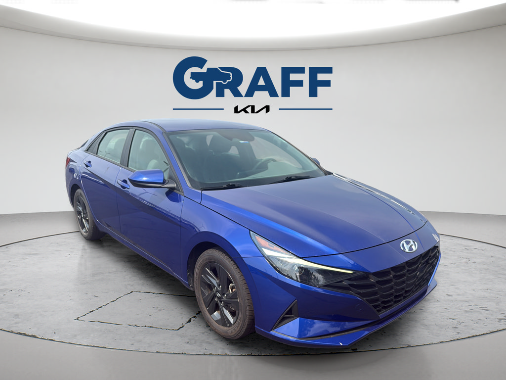 Used 2023 Hyundai Elantra SEL w/ Cargo Package FWD image 15