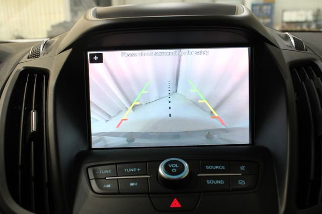 Used 2019 Ford Escape SE image 4