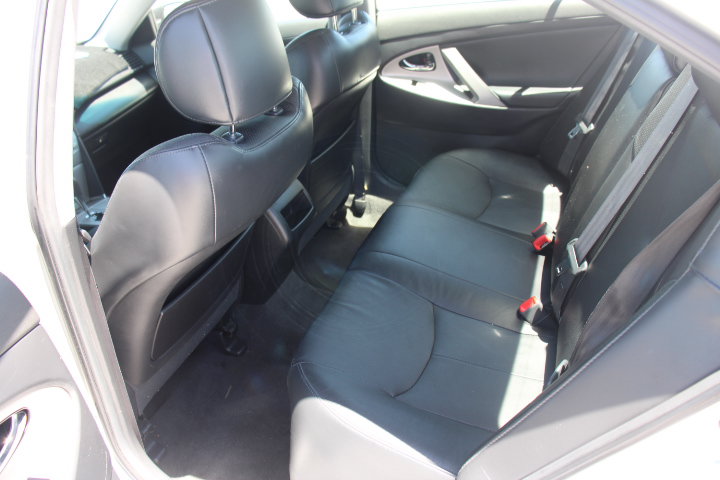 Used 2007 Toyota Camry SE FWD image 14