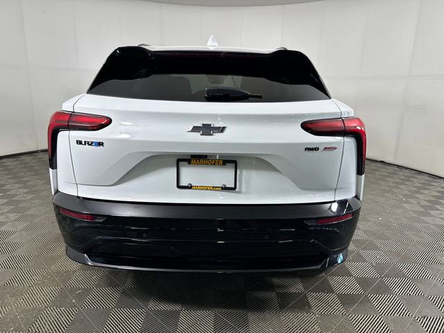 Used 2024 Chevrolet Blazer EV RS image 4