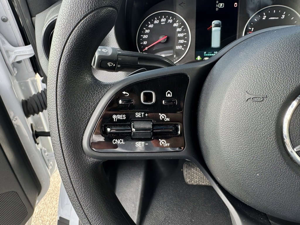 Used 2024 Mercedes-Benz Sprinter 2500 image 44