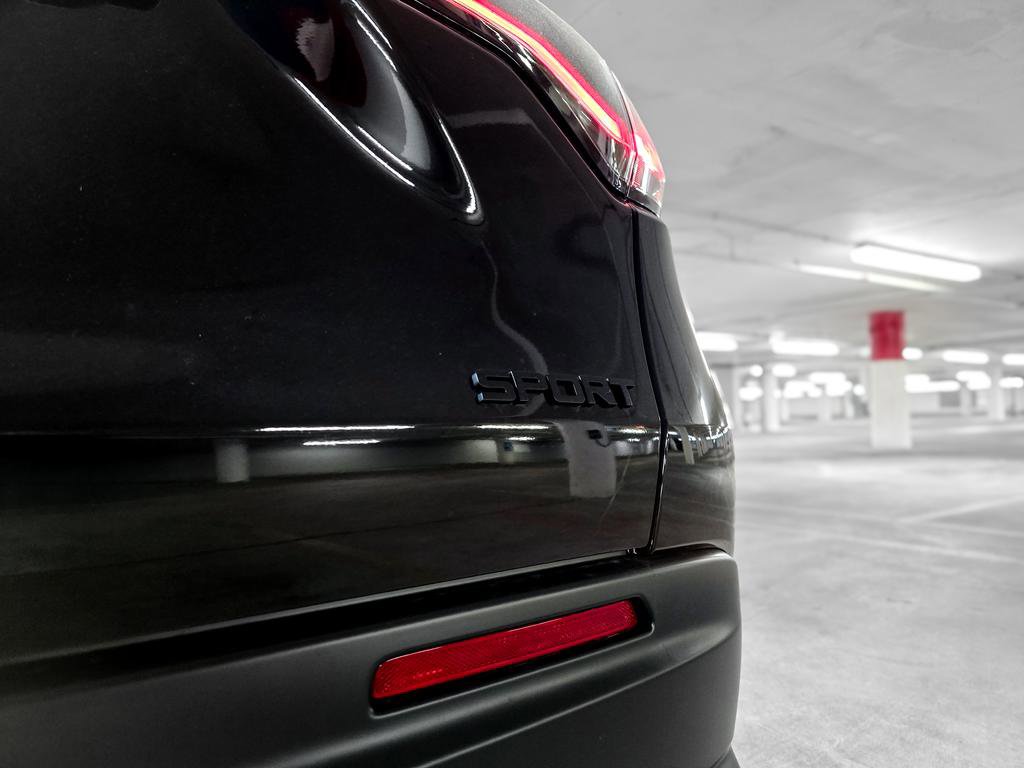Used 2025 Honda HR-V Sport image 8