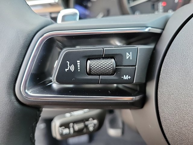 Used 2025 Porsche Macan image 30