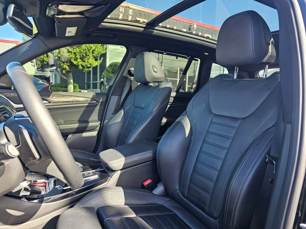 Used 2021 BMW X3 xDrive30i image 23